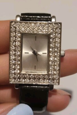 Eternal Love Sparkling Black And Swarovski Style Gemmed Avon