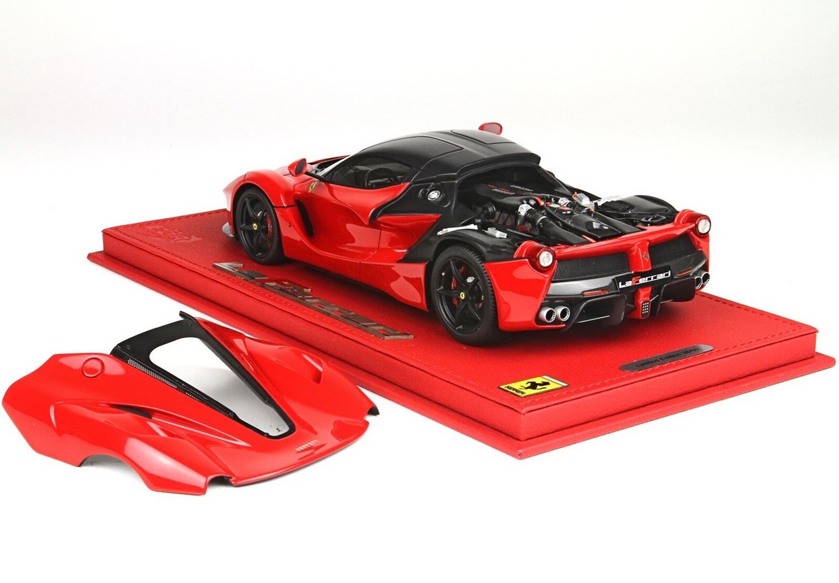 1/18 BBR Ferrari LaFerrari Red Carbon Fibre Fiber P1867OPEN2CH