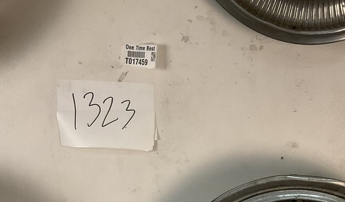 VINTAGE 1971-1977 FORD MOTOR COMPANY F100 F150 TRUCK 15" IN HUB CAP WHEEL COVER - Picture 2 of 2