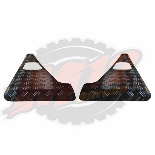 Defender 90/110/130 Wing Top Protectors 2mm Chequer Plate Black (Pair) - Picture 5 of 7