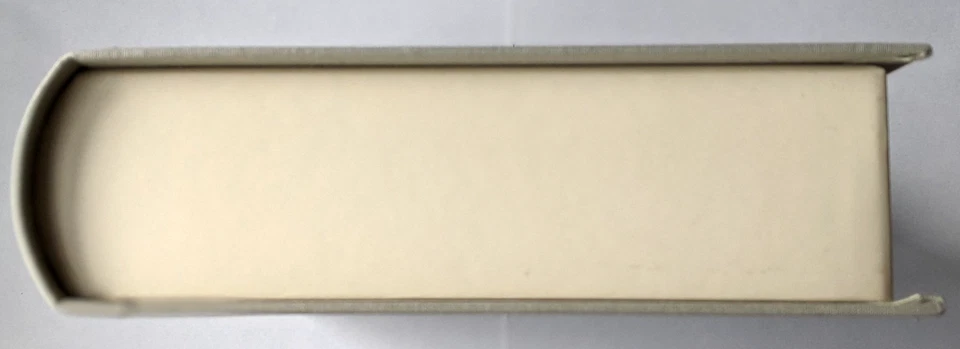 Cluedo Hasbro Vintage Bookshelf Collector’s Edition – New -  Missing Cover Box - Image 4 of 4