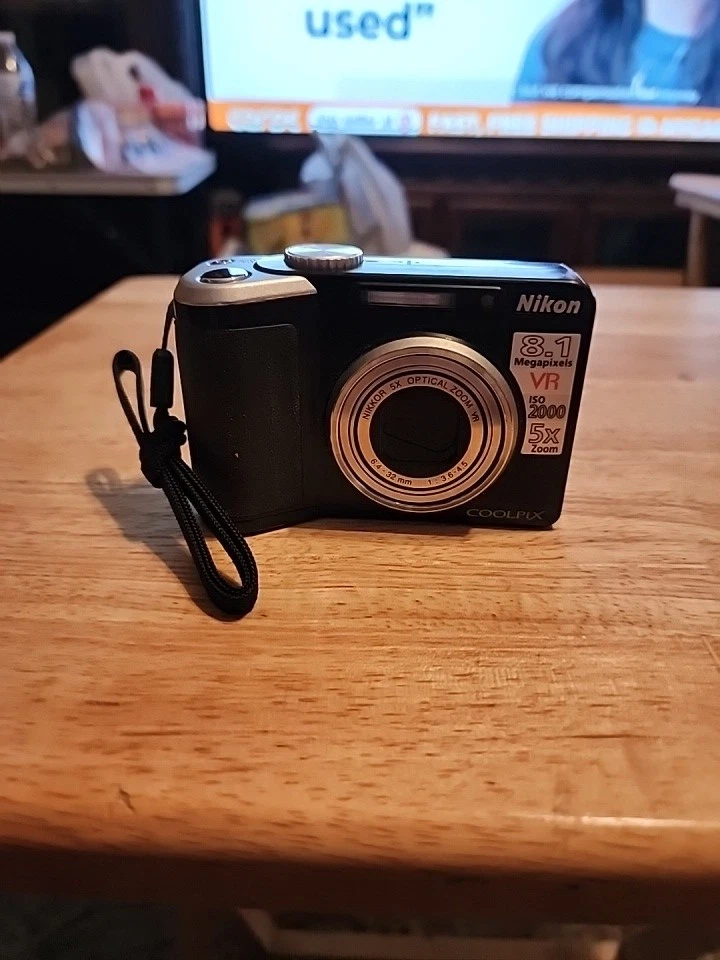 Nikon Coolpix 2000 Digital Cameras for Sale | Shop New & Used