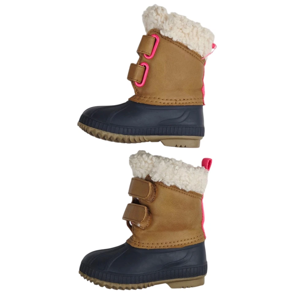 Botas de nieve de invierno Baby Gap para niños pequeños talla US 5/6 imitación piel de oveja cálidas Foto 4 de 4