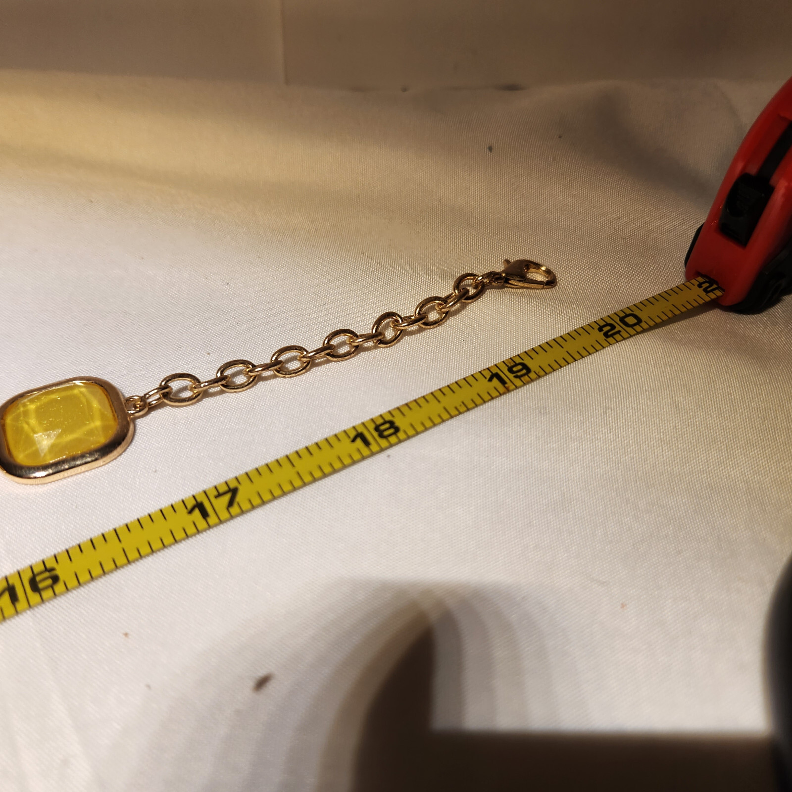 VINTAGE MID CENTURY STYLE YELLOW COSTUME JEWELRY NECKLACE AND EARRING