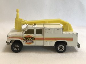 hot wheels bucket truck