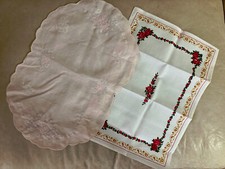 VINTAGE Retro 2 OMAs Tisch-Sets Platz-Sets Weiß Rechteckig & Rosé Oval