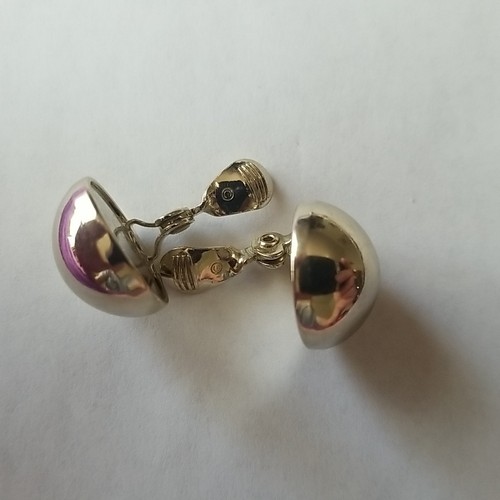 Monet Signed Vintage Large Gold Tone Dome Button Clip On Earrings Polished 1970s