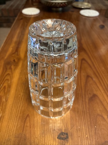 Vintage Fifth Avenue Crystal Vase - Picture 4 of 6