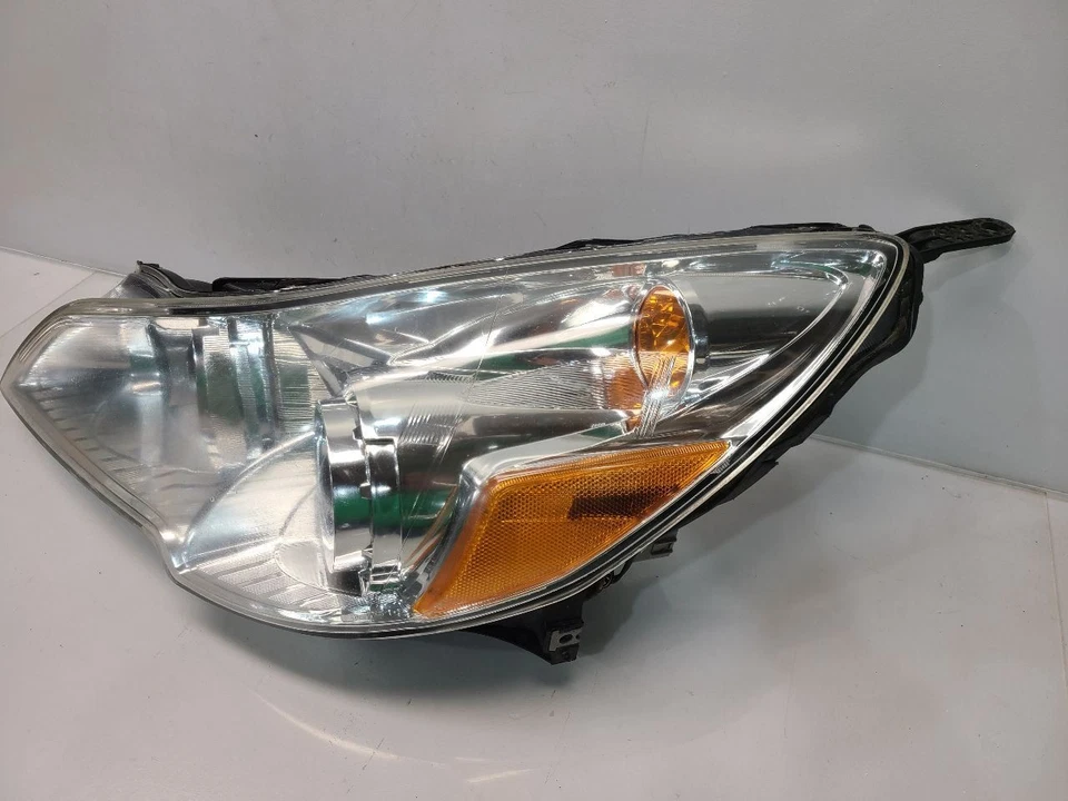Faro izquierdo para conductores Subaru Legacy 2010-12 *nublado*  Foto 2 de 4