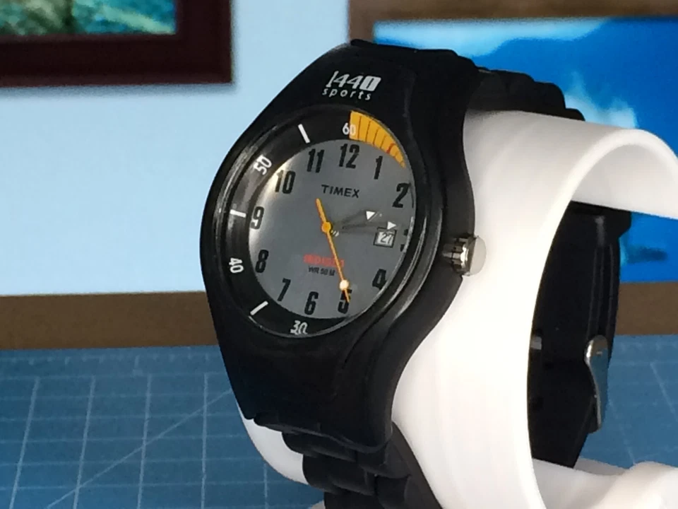 Timex 1440 Sports No. 6 Analog Watch - Active Lifestyle Essential - Image 3 of 4