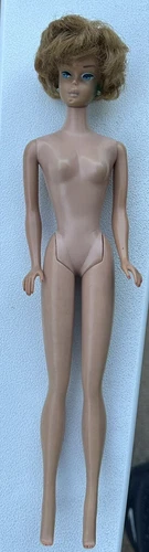 Vintage Mattel 1962 Midge Ash Blonde Bubble, Pale Peach Lips, 1960s