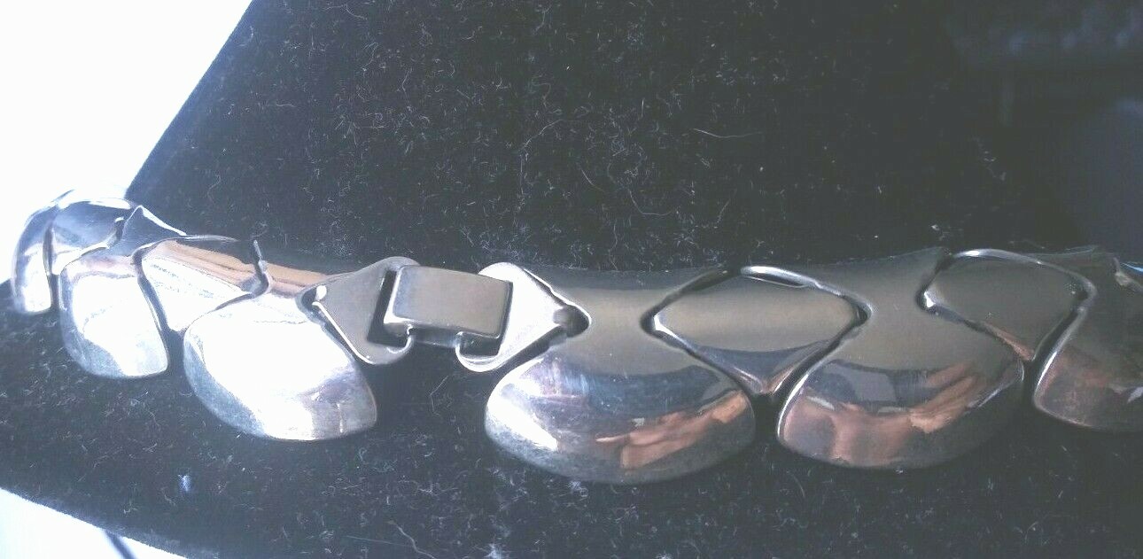 SILVER HALF MOON INTERLOCKING LINK CHOKER, MID CE… - image 10