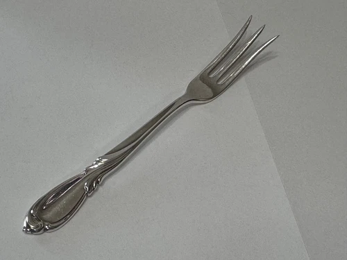 Sterling Silver International Rhapsody Lemon Cocktail Fork 5 ⅜"