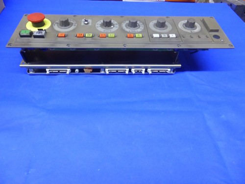 Siemens 6FC3986-3EU Montagetafel mit 4 Achsenmodul Sinumerik 24V und 6FC3984-3RA - Bild 2 von 10