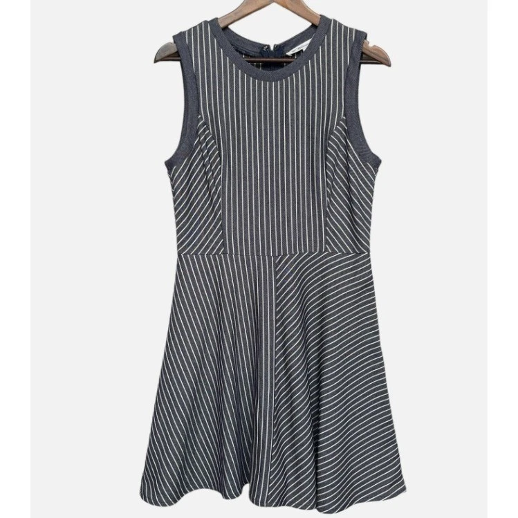 best underwear for fitted dress Solid Godet Dress – BCBGMAXAZRIA main image 0