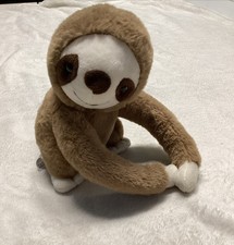 fao schwarz Golden Sloth 9  Plush One Piece