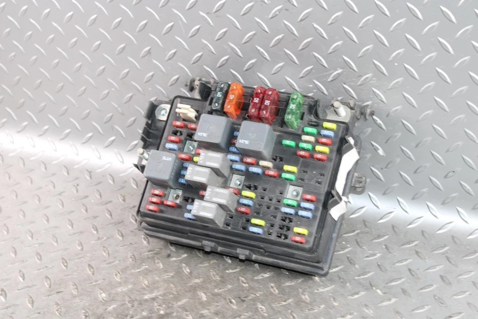 00-02 Sierra 1500 4.8L Motor Engine Fuse Relay Power Distribution Box Housing OE Foto 2 de 4