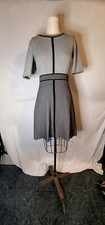 Ann Taylor Classic Knit Zip Clouser Dress .75 Sleeve Gray Black  Size 4