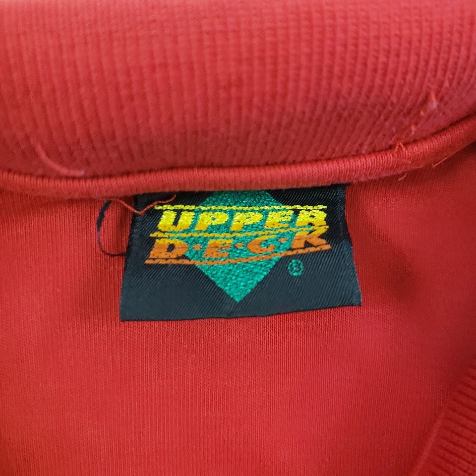 VINTAGE Camisa Polo Cubierta Superior Para Hombres Grande Roja Exterior Tarjetas de Béisbol Adulto Años 90 * Foto 4 de 4