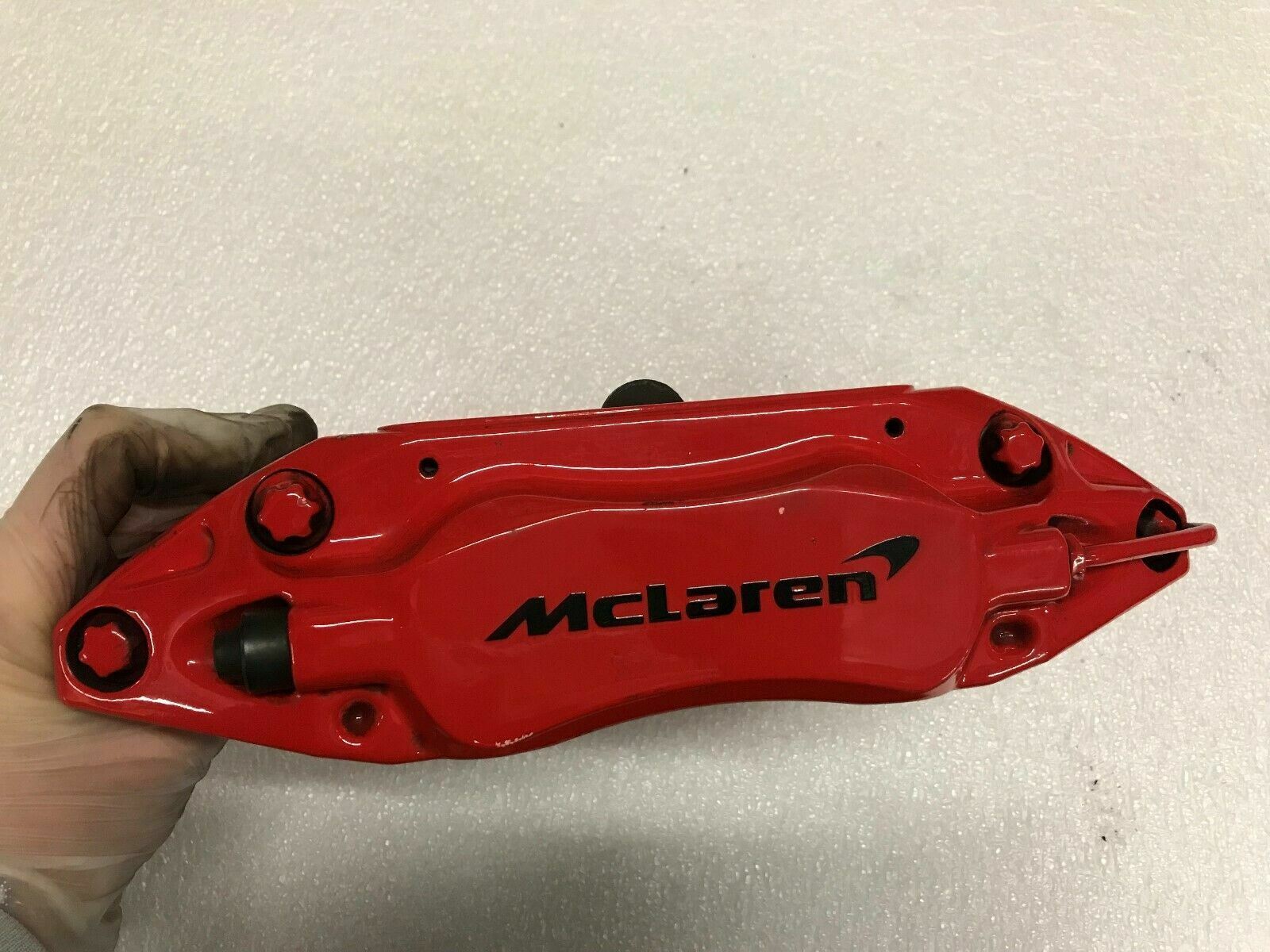MCLAREN MP4-12C FRONT LEFT DRIVER SIDE BRAKE CALIPER RED OEM 11C0563CP