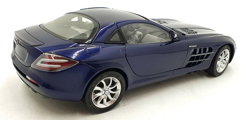 チョニ CMC 1/18 メルセデスベンツ SLR マクラーレン ブラック MERCEDES BENZ SLR MCLAREN 2003 - CMC 1/18 | eBay