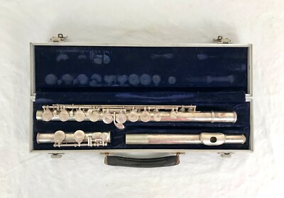 Bundy Selmer Flute with Armstrong Case