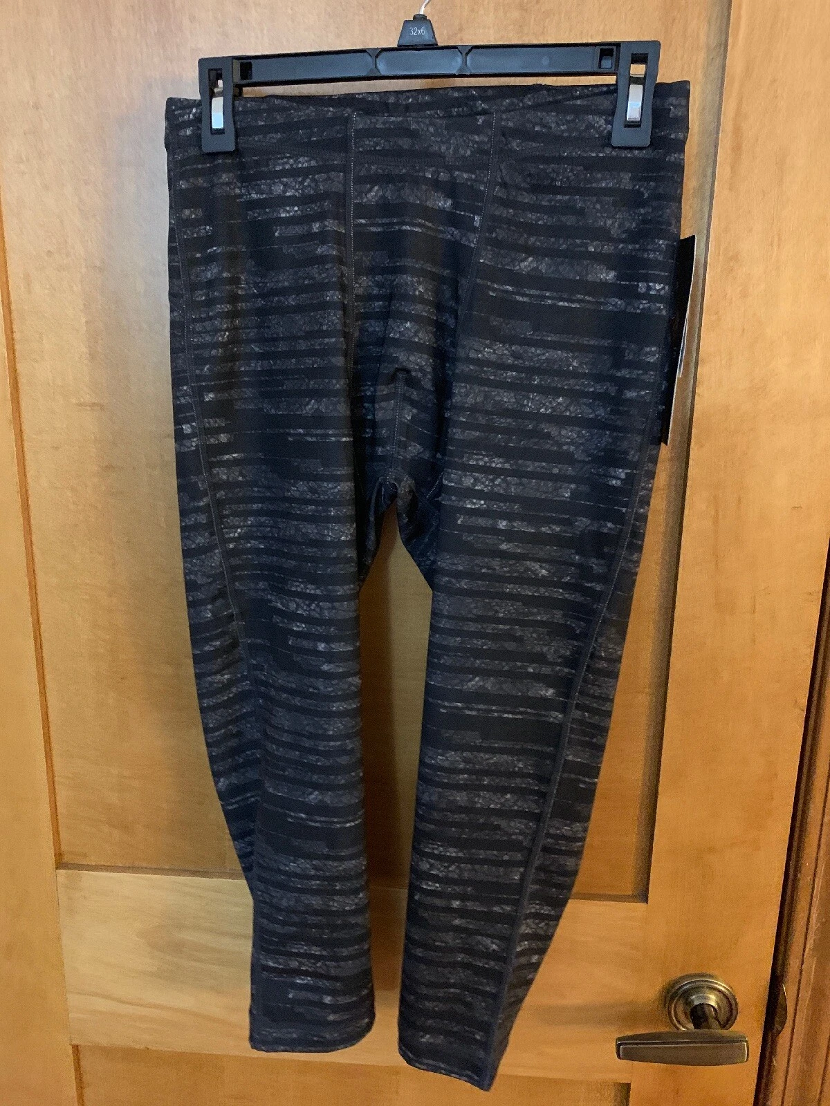 NWT MPG Men's 'Division' 3/4 Compression Leggings / Running Tight / Pants Gray