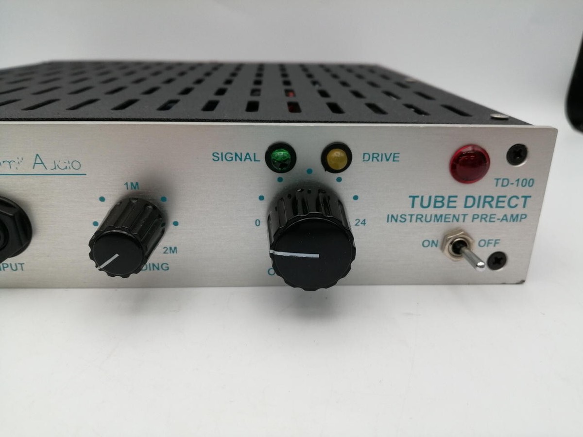 Summit Audio TD-100 Tube Instrument Preamp and Direct Box Summit Audio TD-100 Tube Instrument Preamp and Direct Box