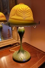 CARL RADKE "PHOENIX STUDIOS" 19" IRIDESCENT HAND BLOWN LAMP - LAMP/SHADE SIGNED