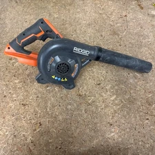 RIDGID 18V Lithium-Ion Compact Jobsite Blower w/Inflator/Deflator Nozzle