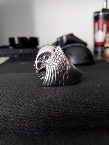 Anello con Teschio Con Ali - Acciaio - Foto 2 di 4