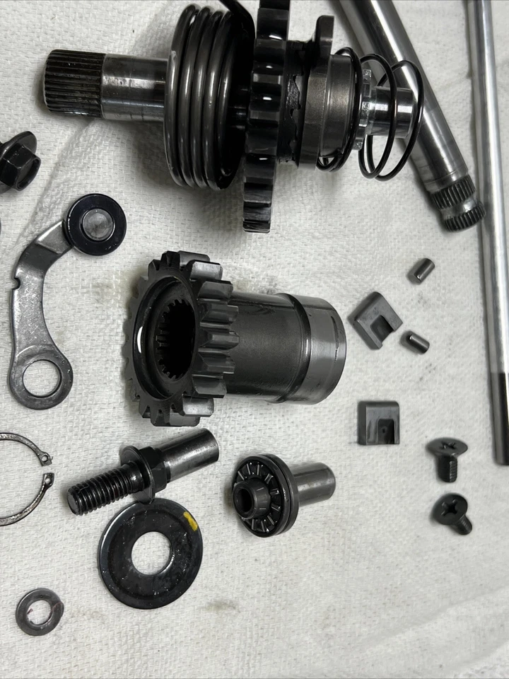 Suzuki rm125 2001 varias piezas del cárter del motor/eje de cambio/arranque de arranque Foto 4 de 4