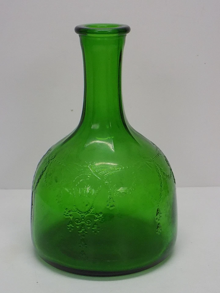HOCKING CAMEO/BALLERINA  8" HIGH GREEN WHITEHOUSE VINEGAR BOTTLE - image 3 of 4