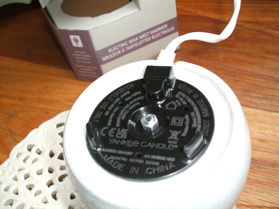 Yankee candle electric wax melt warmer plus melt new eBay