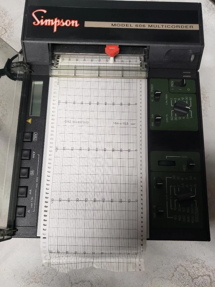 Simpson 606 Multicorder Portable Flatbed Chart Recorder With Digital Display - Image 2 of 4