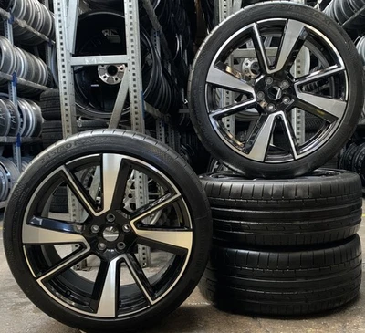 4 Orig VOLVO Sommerräder 245/40 R20 99V XC40 C40 Polestar 1680896 3949 - Bild 1 von 4