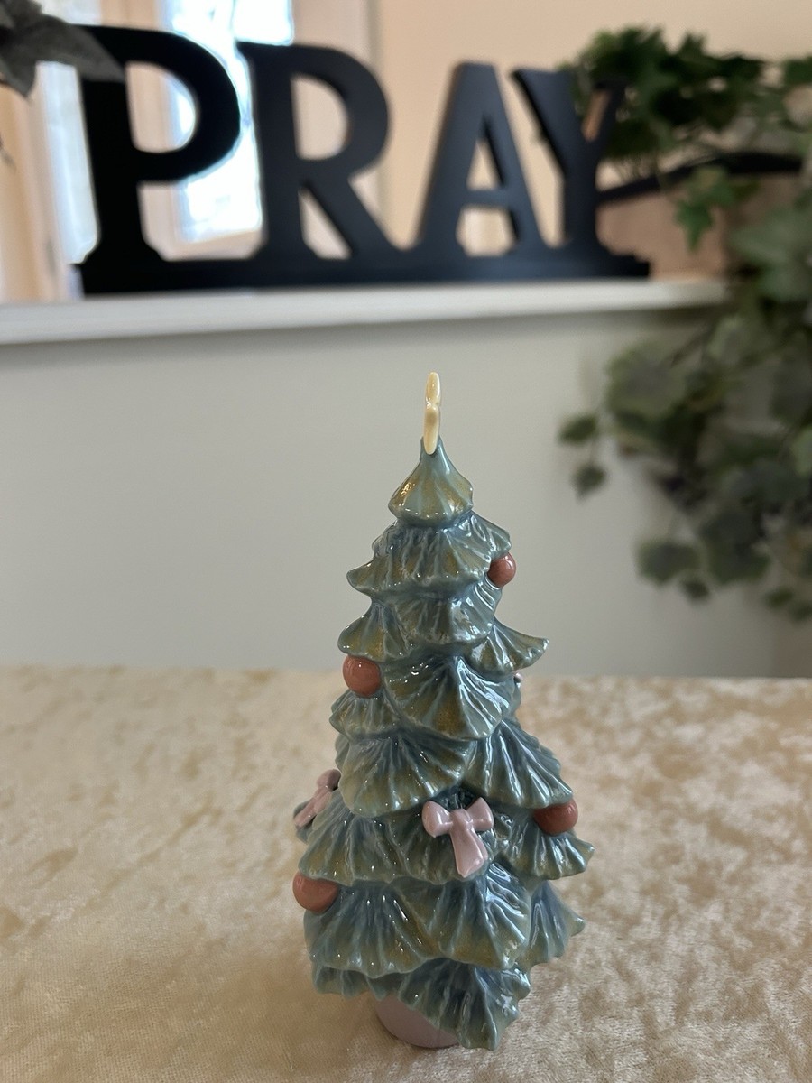 Lladro Christmas Tree #6261 MINT CONDITION w/BOX FAST SHIPPING