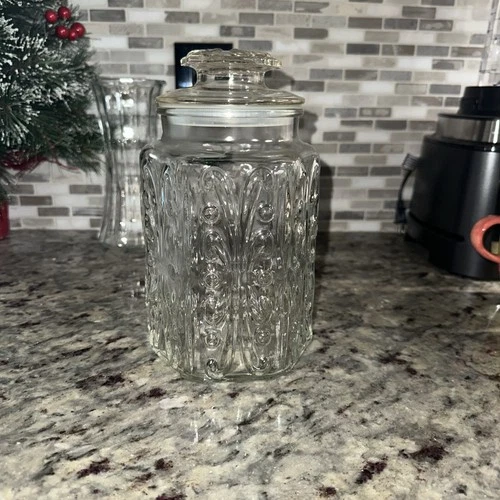 Vintage 9" (including lid) Clear Federal Glass Show Off Jar Canister with Lid