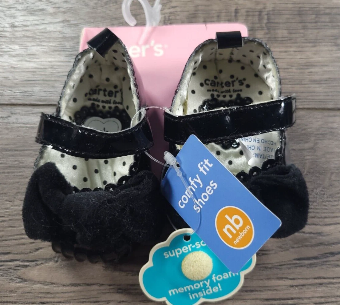 Black velvet hotsell baby shoes