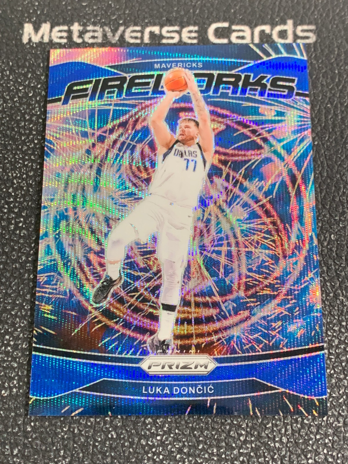 2024-25 Panini Prizm Fireworks Luka Doncic Blue Wave Prizm 33/175