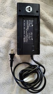 Vintage Zenith VAC 410 Battery Charger, 9.6VDC 0.8A output
