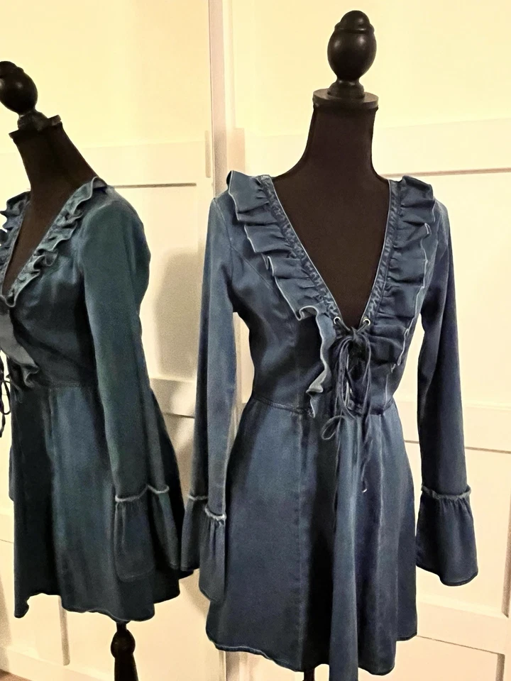 A’GACI Denim Short Dress Blue Ruffle Long Bell Sleeves SZ M - Image 2 of 4