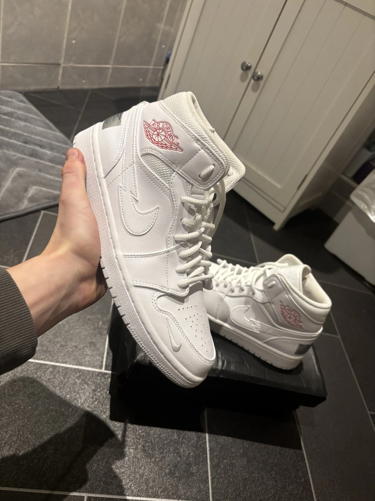 ⭐️Air Jordan 1 Mid SE Euro Tour⭐️