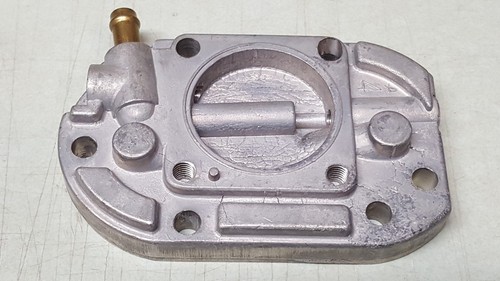 FABRICANTE DE EQUIPOS ORIGINALES Mercury Mariner cubierta de bomba de carburador fueraborda 83296M *NUEVO* Yamaha - Imagen 2 de 4