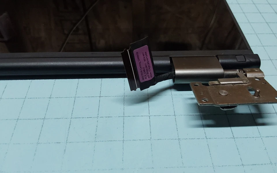 OEM Lenovo Yoga 460 15" Touch Screen - Image 3 of 3