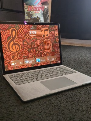 Microsoft Surface Laptop 5  i5-1235U 8GB RAM 512GB SSD