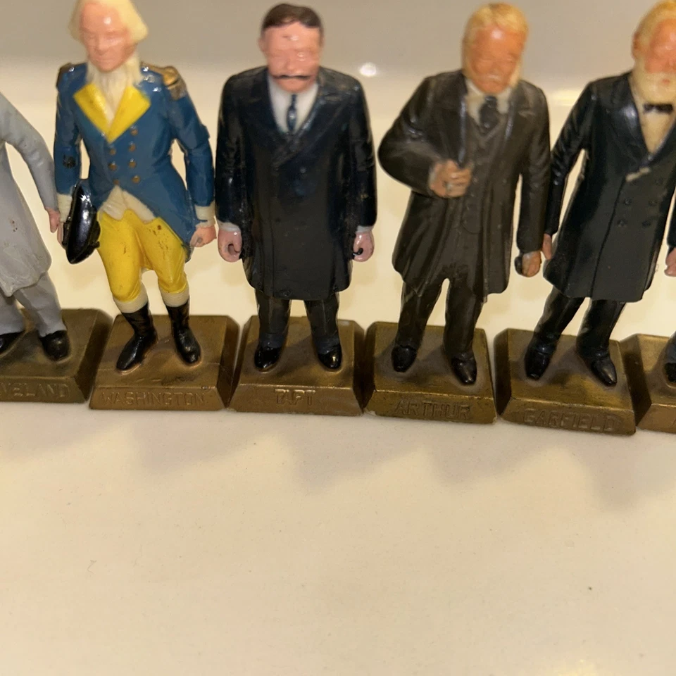 Lote de 9 Juguetes Marx De Colección Presidentes de los Estados Unidos 2 3/4" Washington Foto 3 de 4