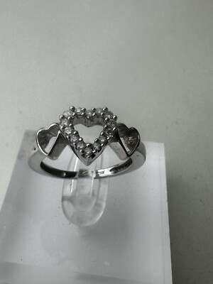 Hallmarked 9ct 375 White Gold with Heart Motif 