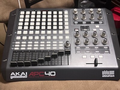 AKAI professional APC40 Black Ableton Performance Controller USB No Power Supply