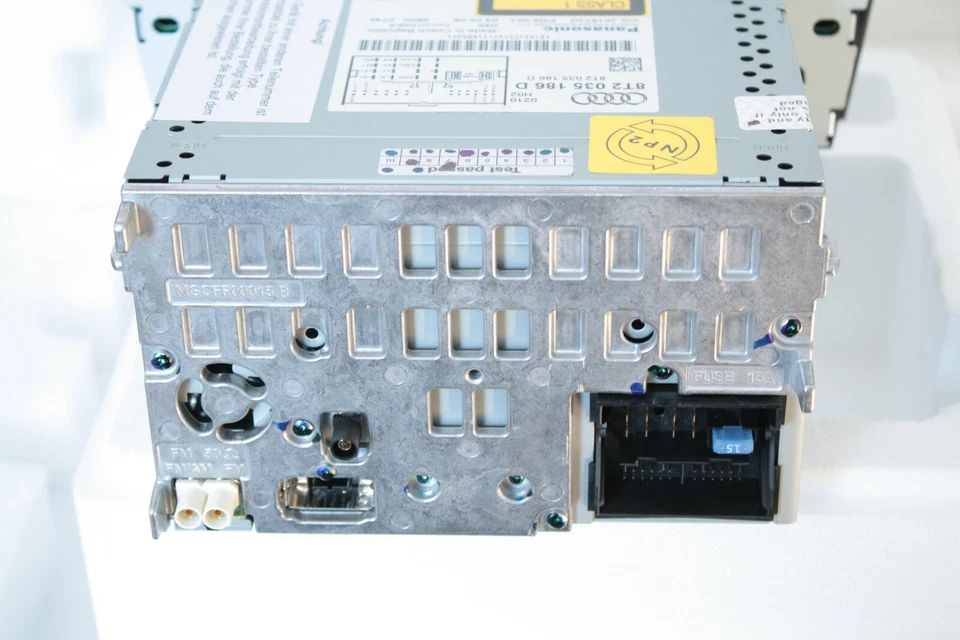 ORIG. AUDI A4 S4 A5 S5 Q5 Autoradio CD Card MP3 SD Wechsler Radio 8T2057186DX - Bild 3 von 4